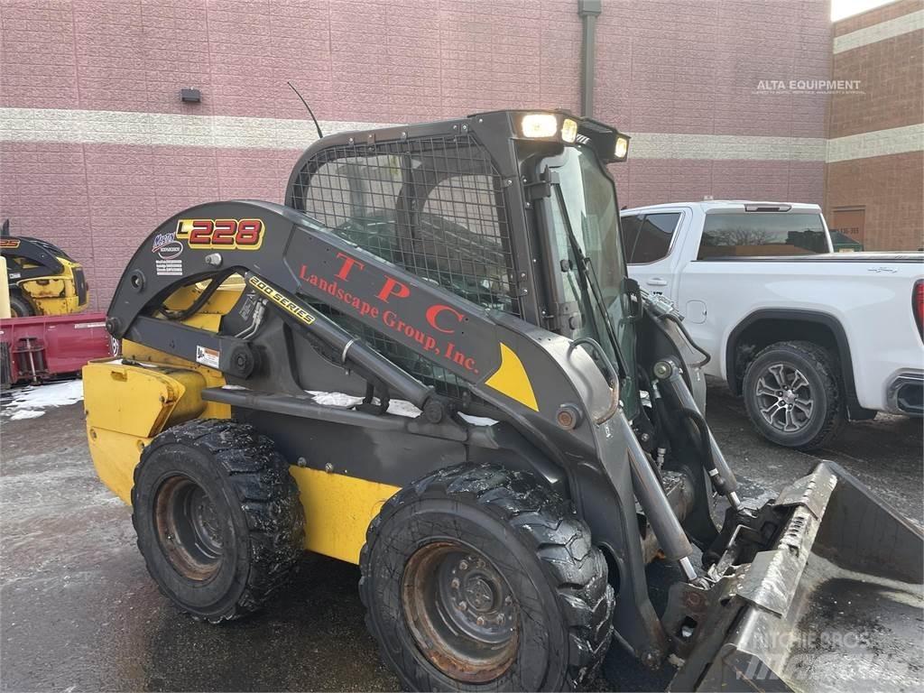 New Holland L228 Liukuohjatut kuormaajat