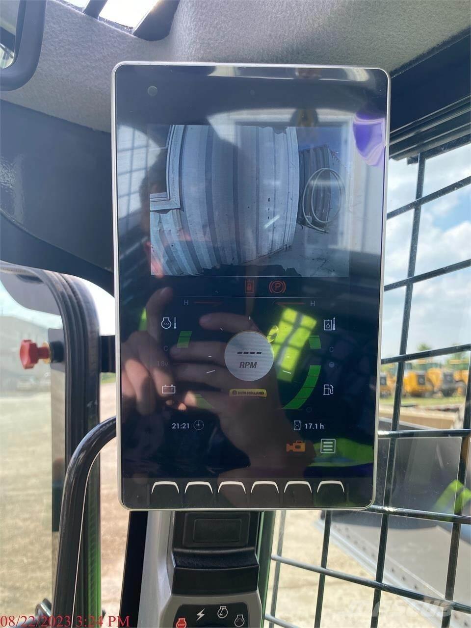 New Holland L328 Liukuohjatut kuormaajat