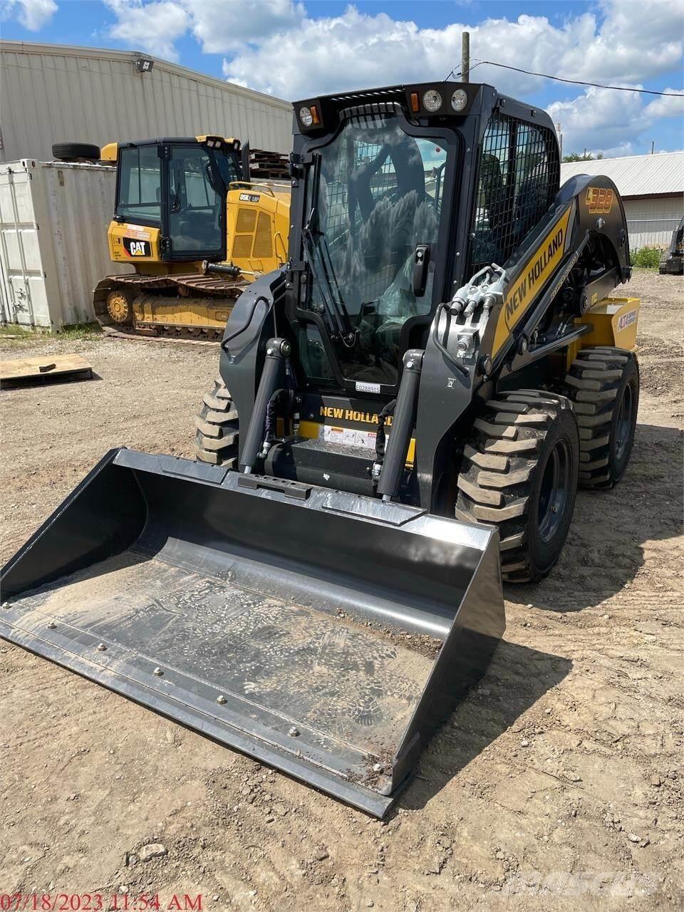 New Holland L328 Liukuohjatut kuormaajat