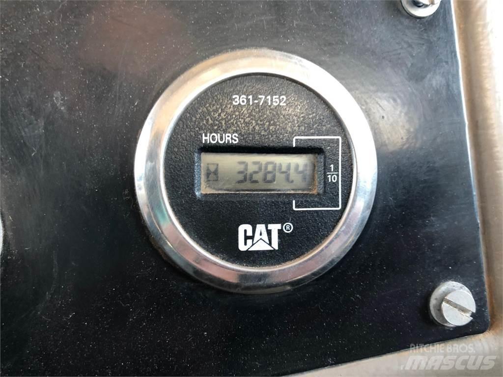 Peterbilt 330 Vesisäiliöautot