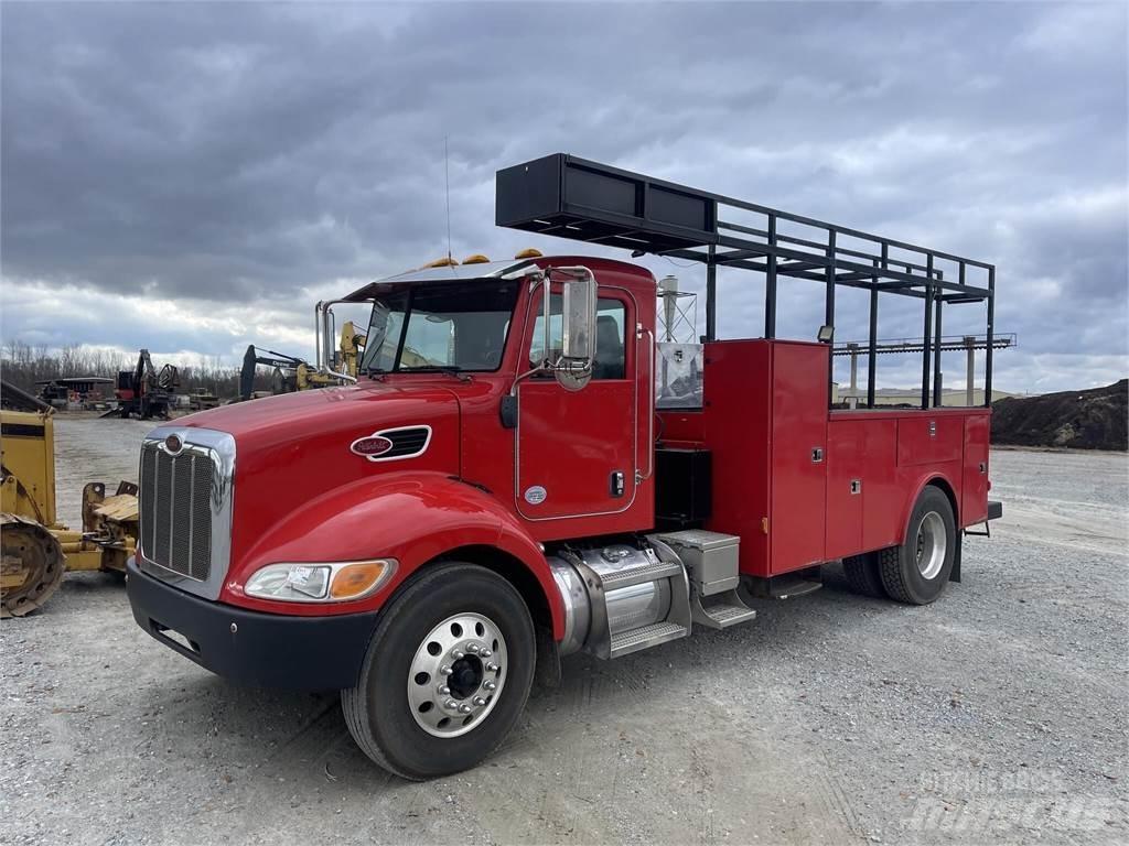 Peterbilt 337 Tienhoitoautot