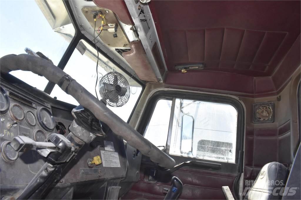 Peterbilt 357 Sora- ja kippiautot