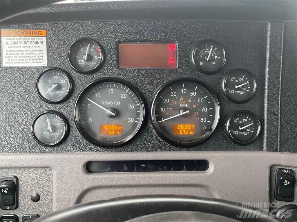 Peterbilt 367 Muut koneet