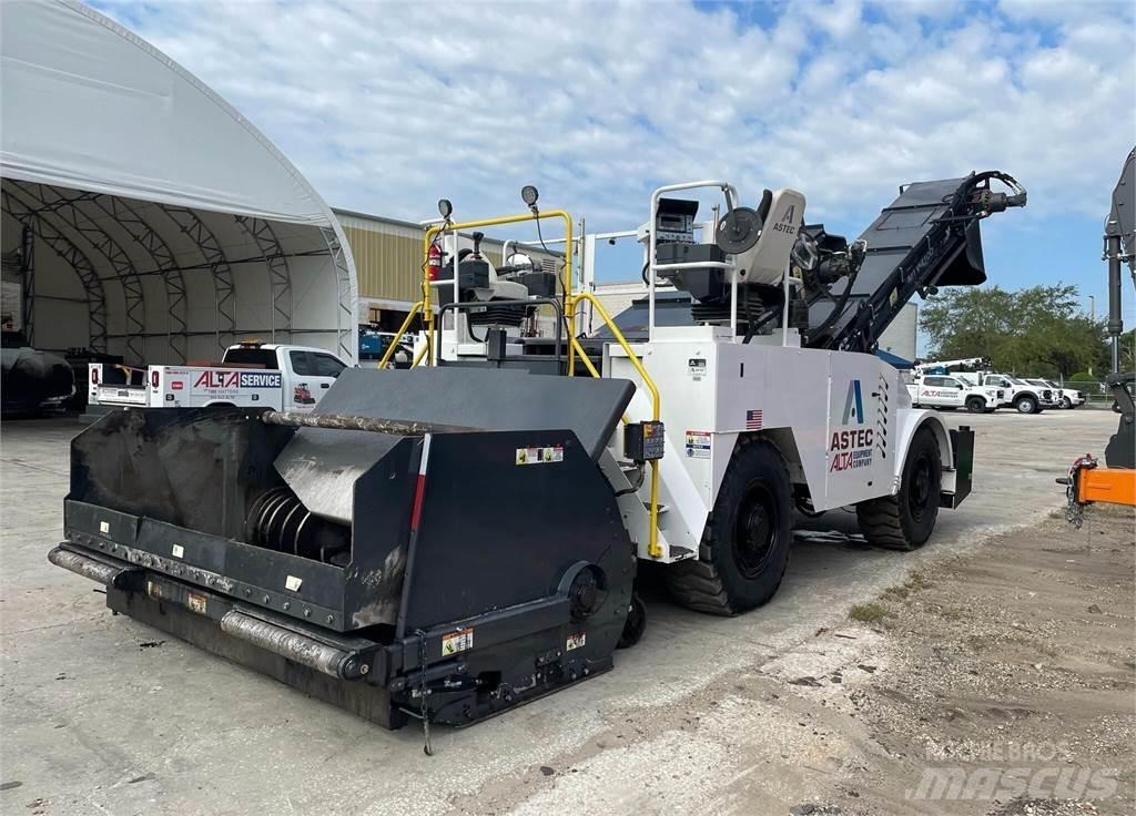 Roadtec MTV1100E MTV (Material transport vehicle)