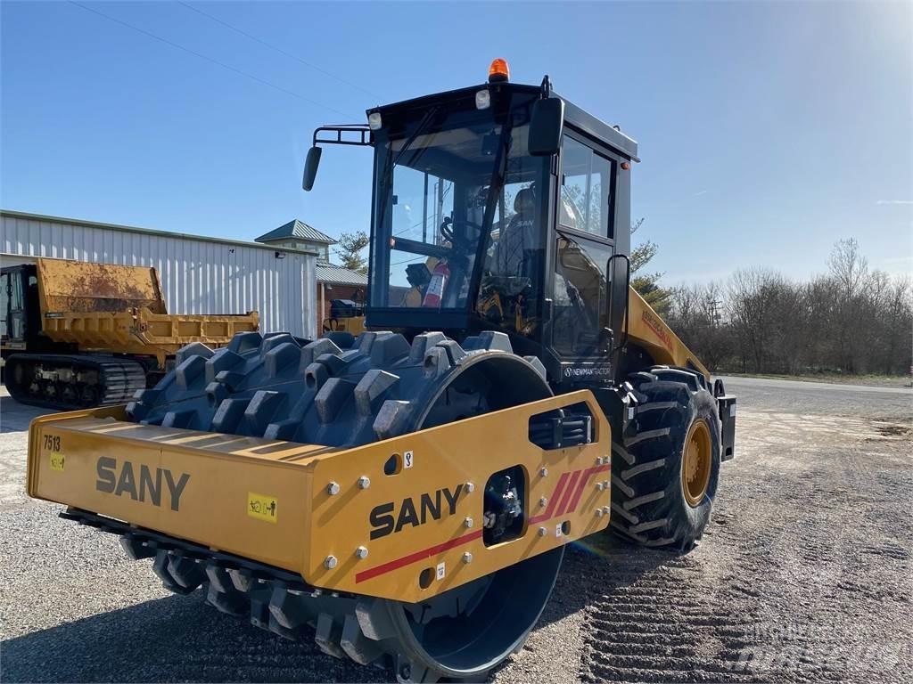 Sany SSR120C-8 Kaatopaikkajyrät