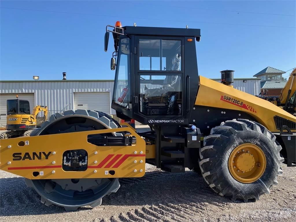 Sany SSR120C-8 Kaatopaikkajyrät