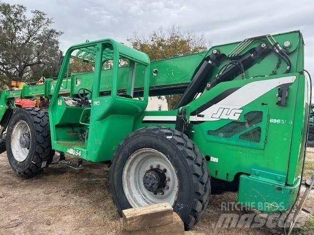 SkyTrak 10054 Kurottajat