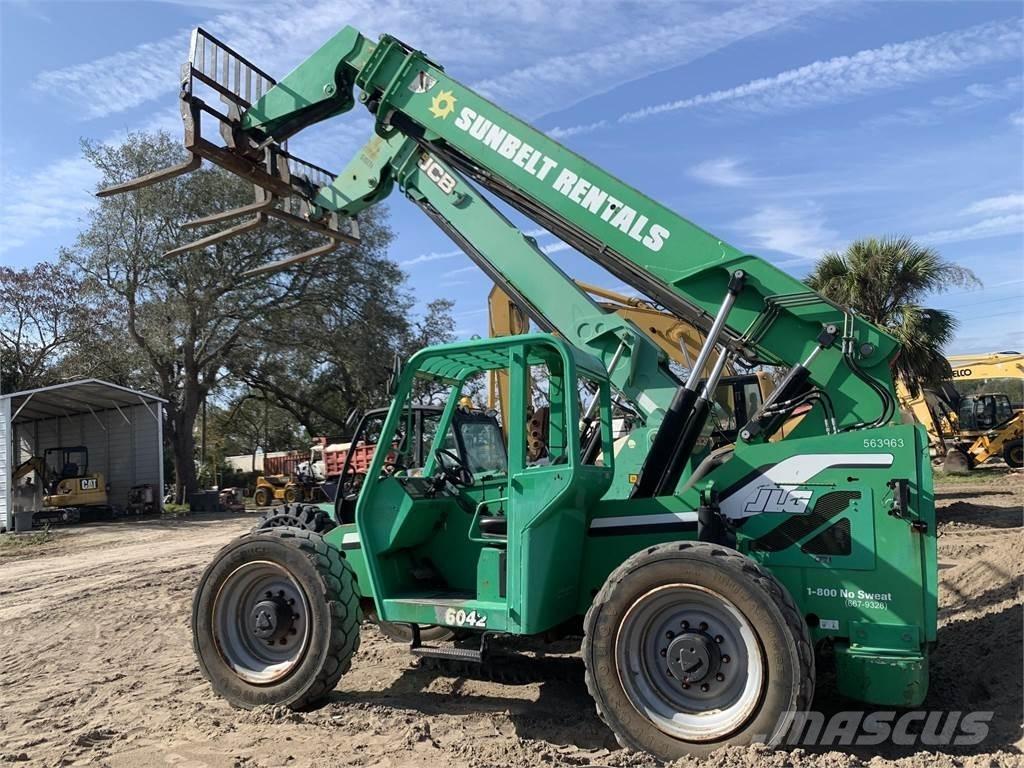 SkyTrak 6042 Kurottajat