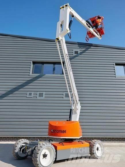 Snorkel A38E Kuukulkijat