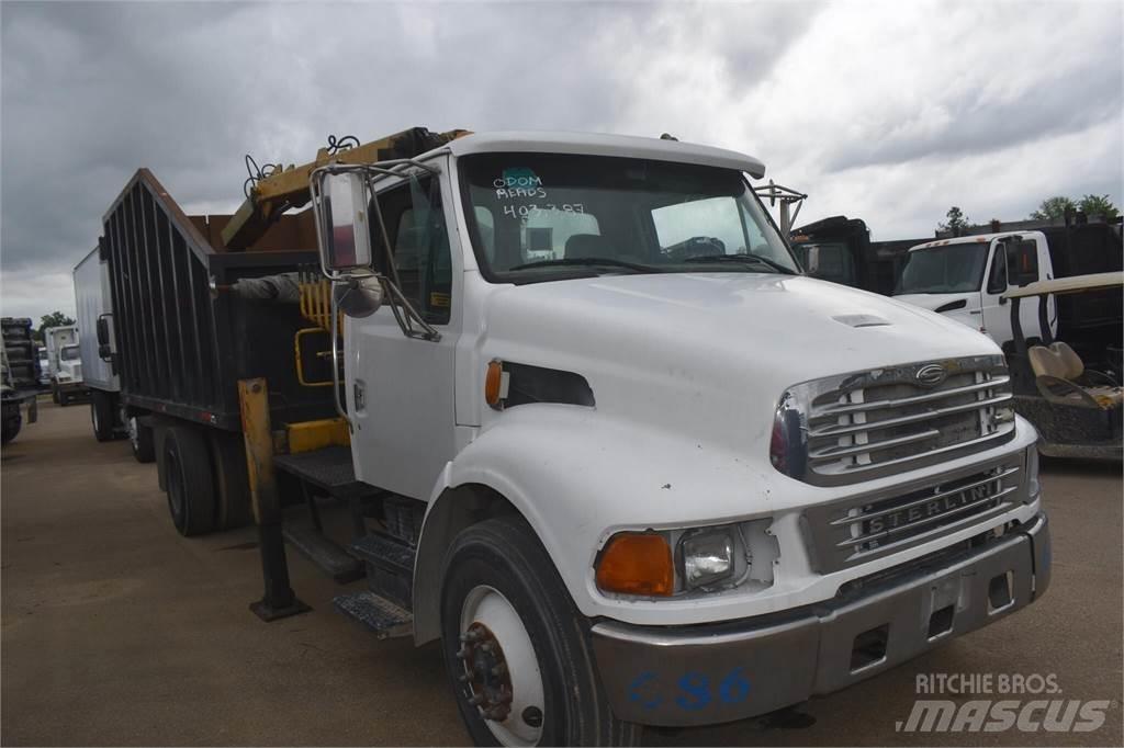 Sterling ACTERRA Nosturiautot