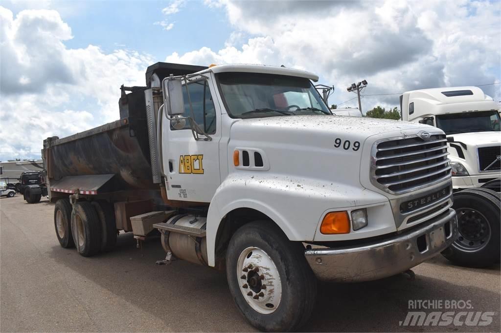 Sterling L9500 Sora- ja kippiautot