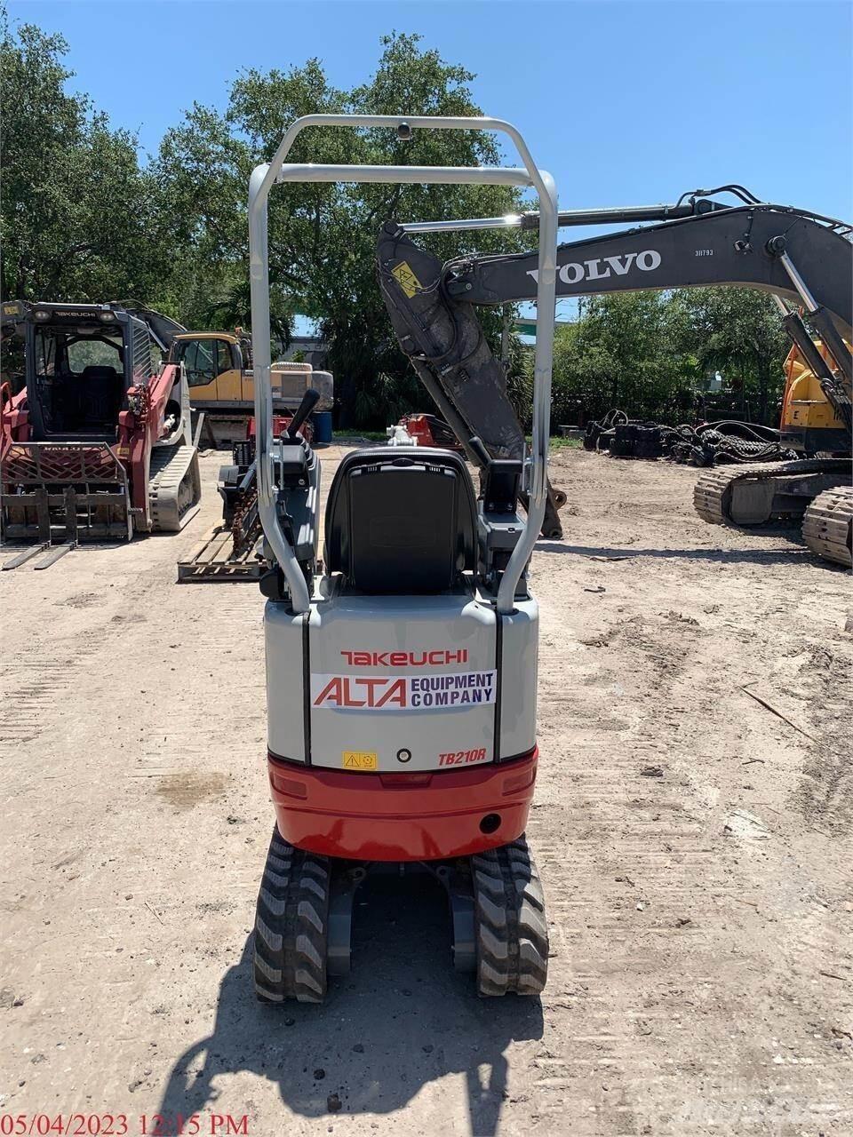 Takeuchi TB210R Minikaivukoneet < 7t