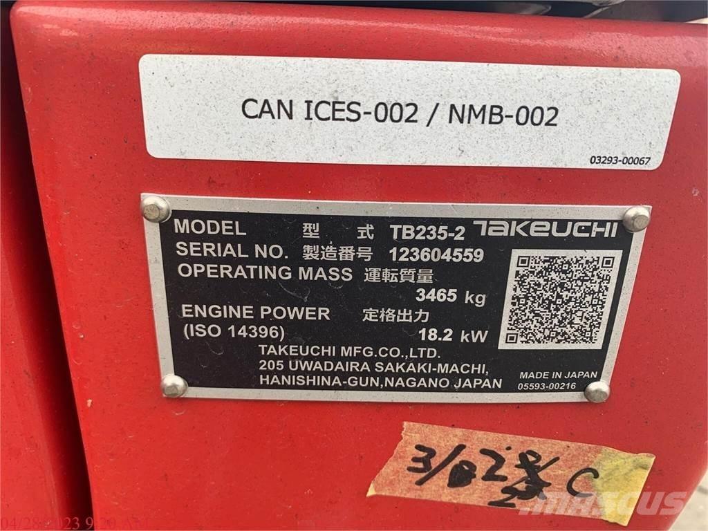 Takeuchi TB235-2 Minikaivukoneet < 7t