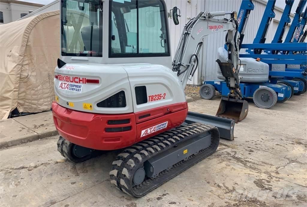 Takeuchi TB235-2 Minikaivukoneet < 7t