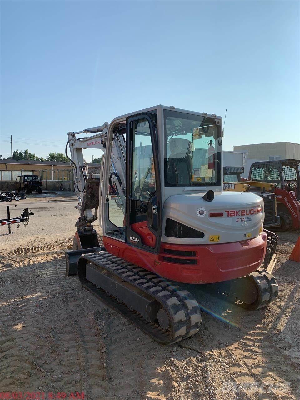 Takeuchi TB250-2 Minikaivukoneet < 7t