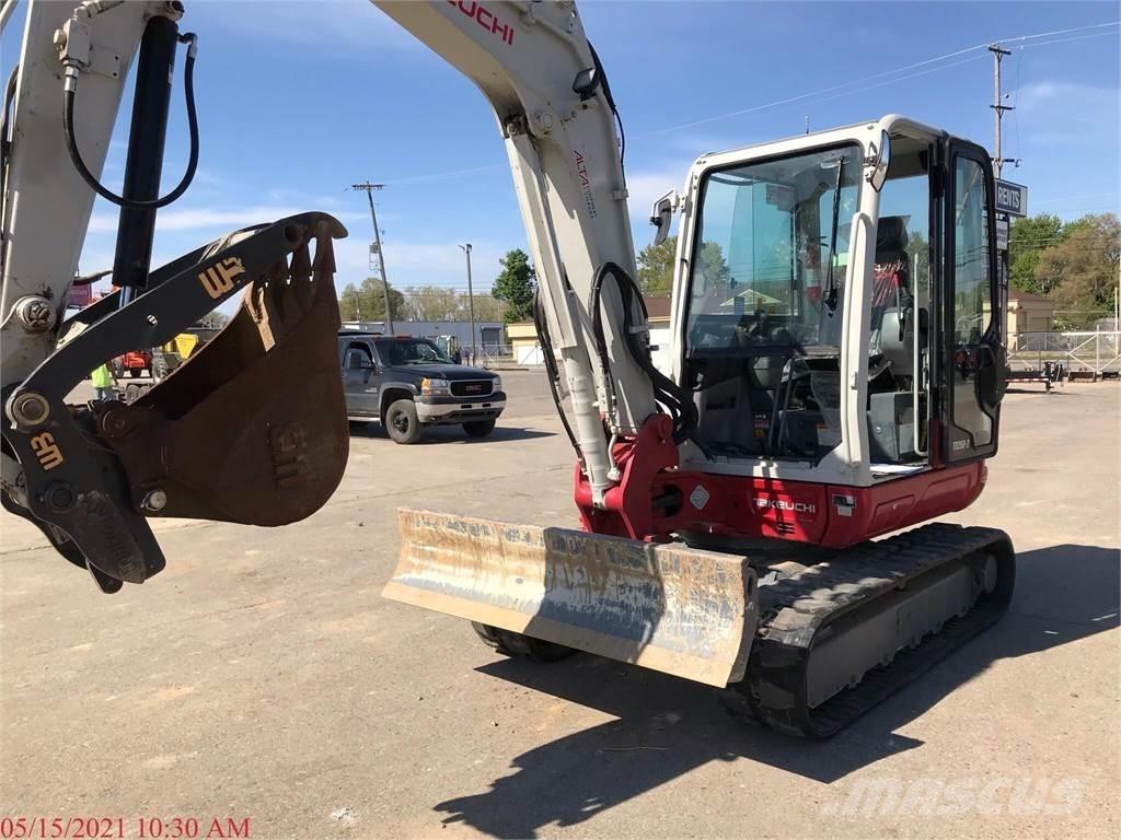 Takeuchi TB250-2 Minikaivukoneet < 7t