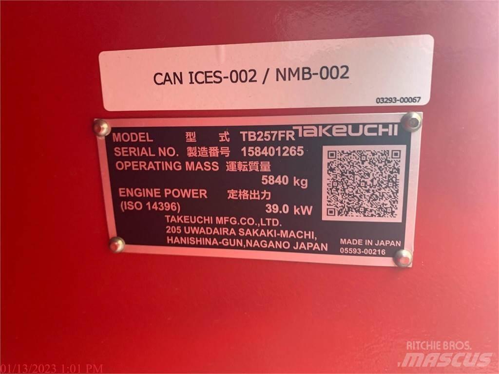Takeuchi TB257FR Telakaivukoneet