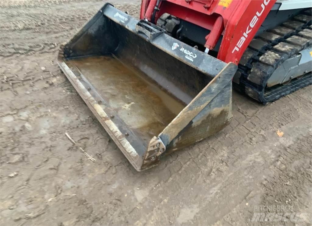 Takeuchi TL10V2 Liukuohjatut kuormaajat
