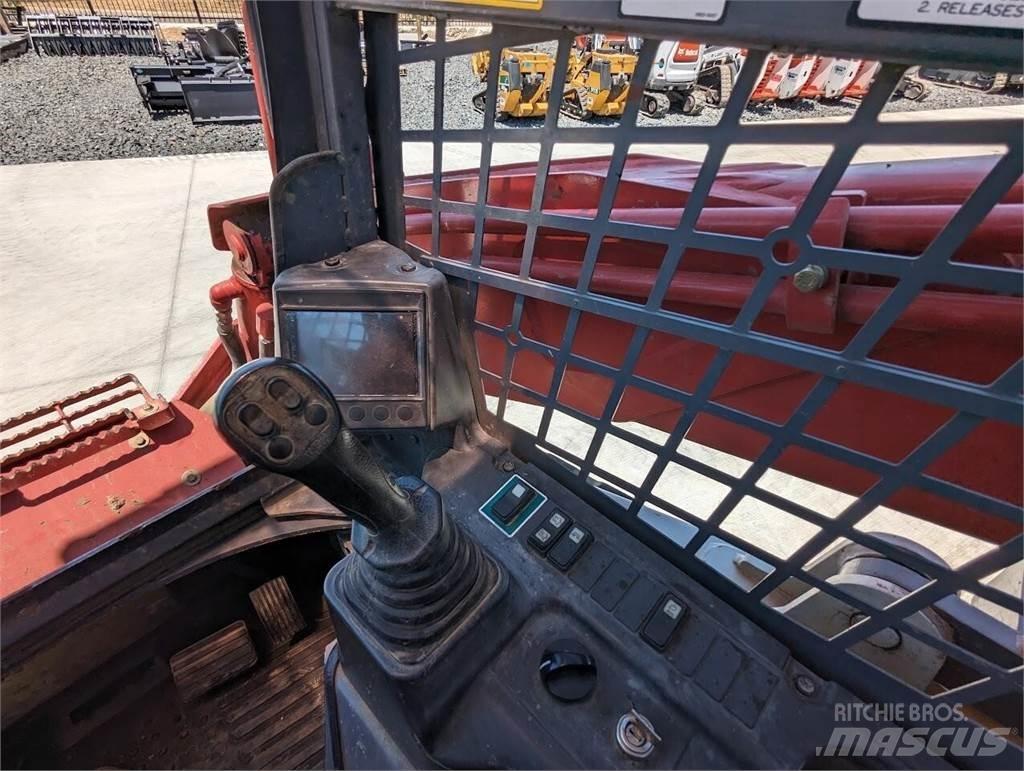 Takeuchi TL12V2 Liukuohjatut kuormaajat