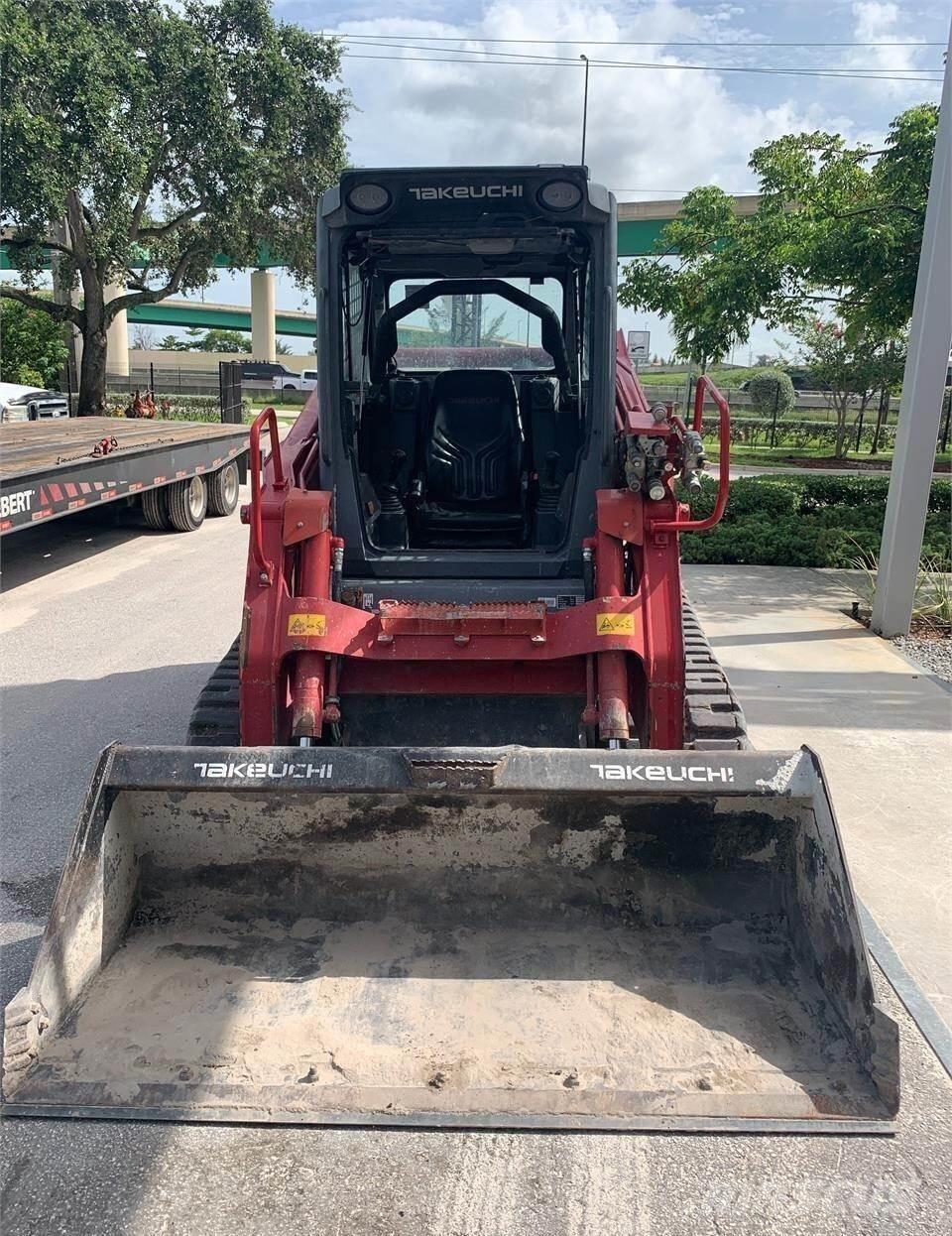 Takeuchi TL12V2 Liukuohjatut kuormaajat