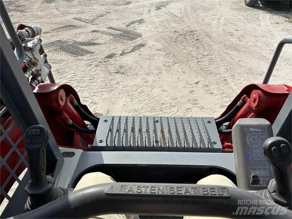 Takeuchi TL8 Liukuohjatut kuormaajat