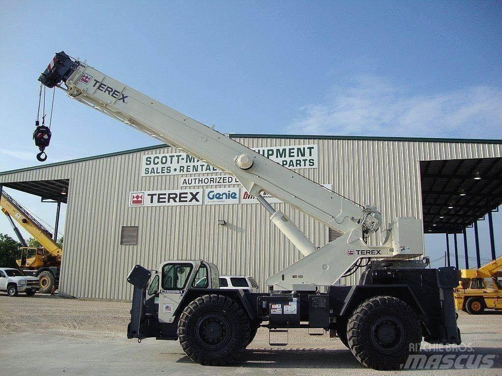 Terex CD225 RT-nosturit