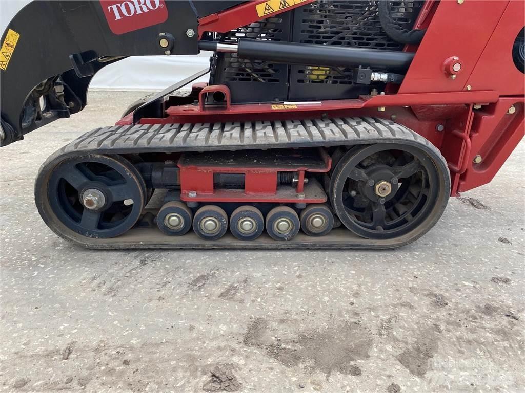 Toro DINGO TX427W Liukuohjatut kuormaajat