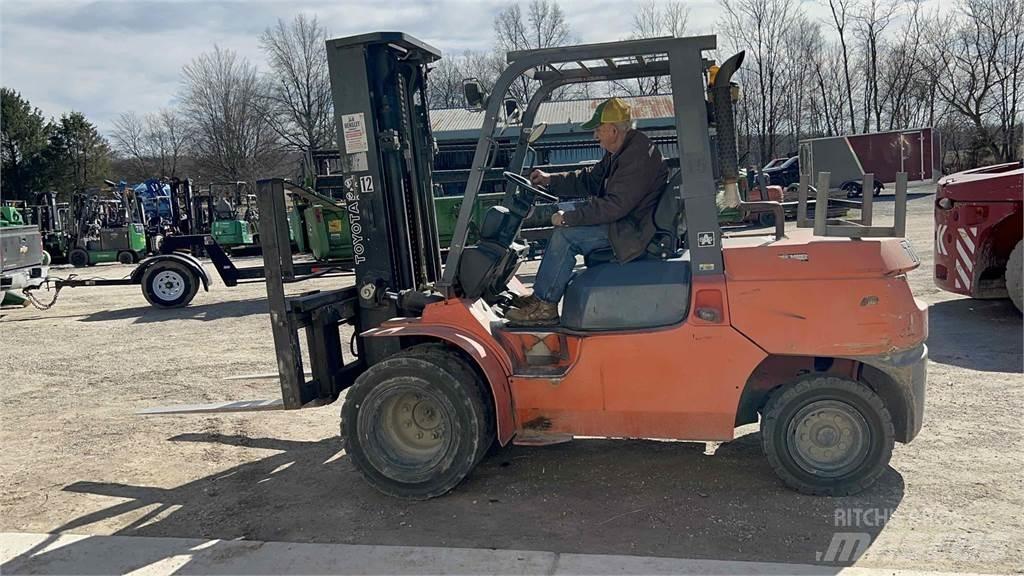 Toyota 7FDU45 Muut haarukkatrukit