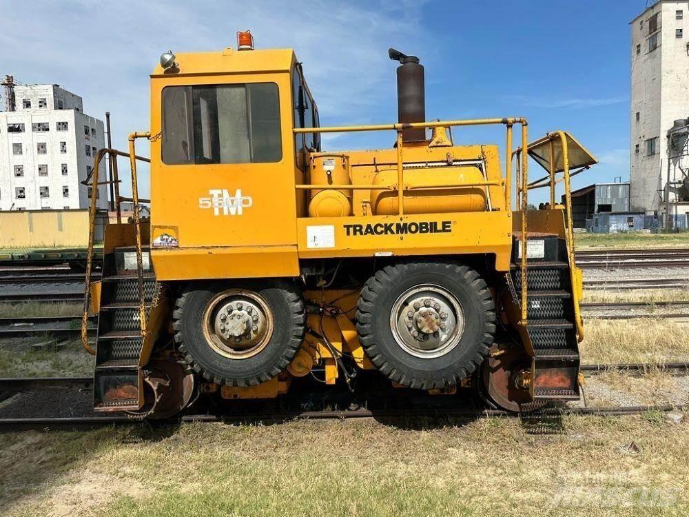  TRACKMOBILE 5500TM Muut koneet