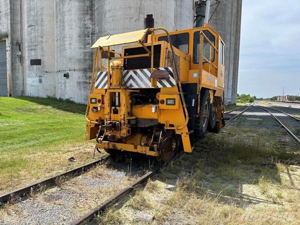  TRACKMOBILE 5500TM Muut koneet