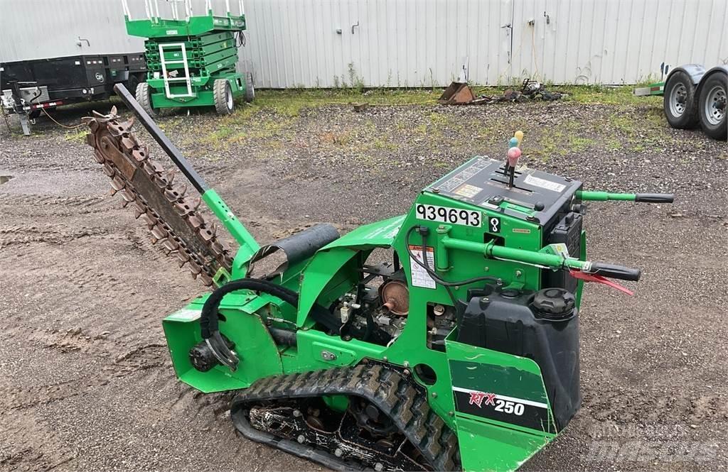 Vermeer RTX250 Ketjukaivurit