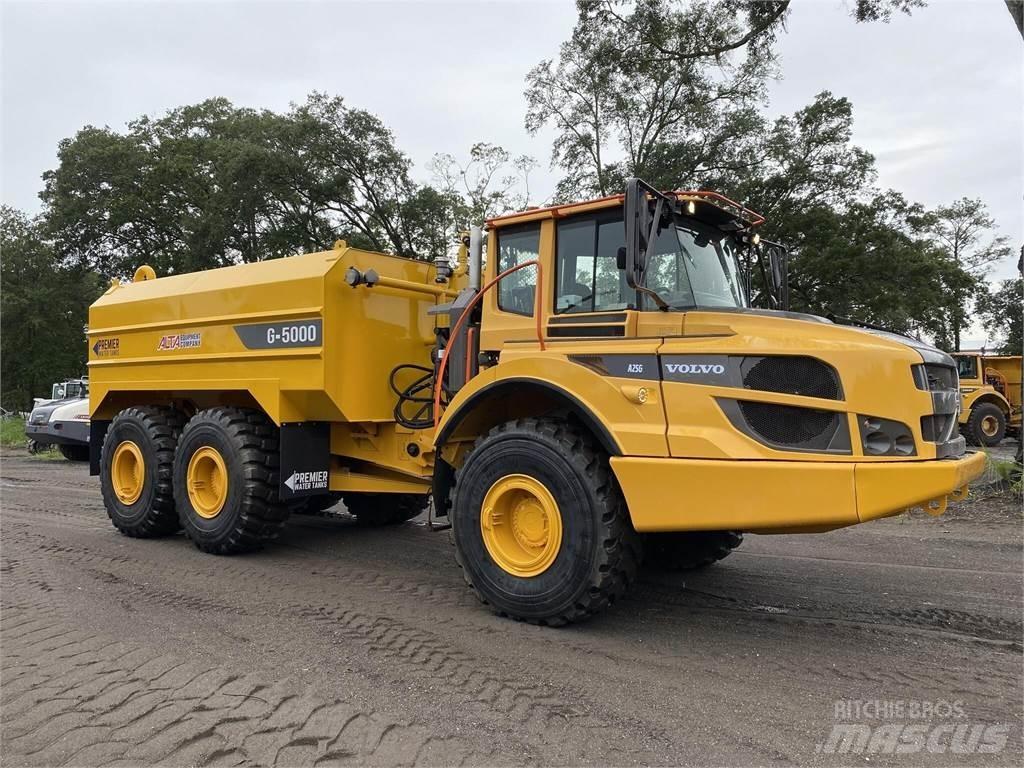 Volvo A25G Vesisäiliöautot