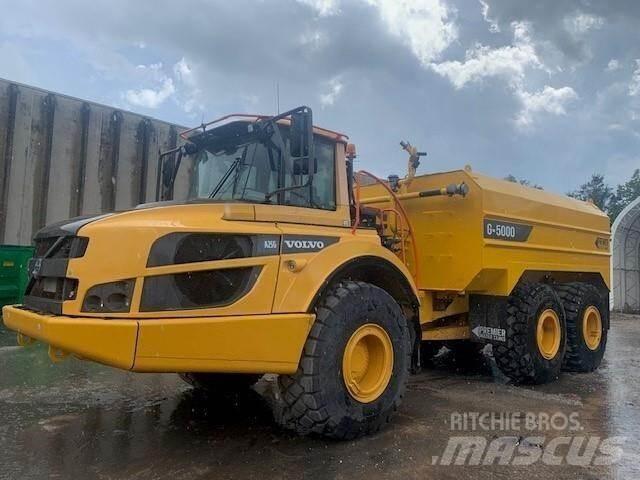 Volvo A25G Vesisäiliöautot