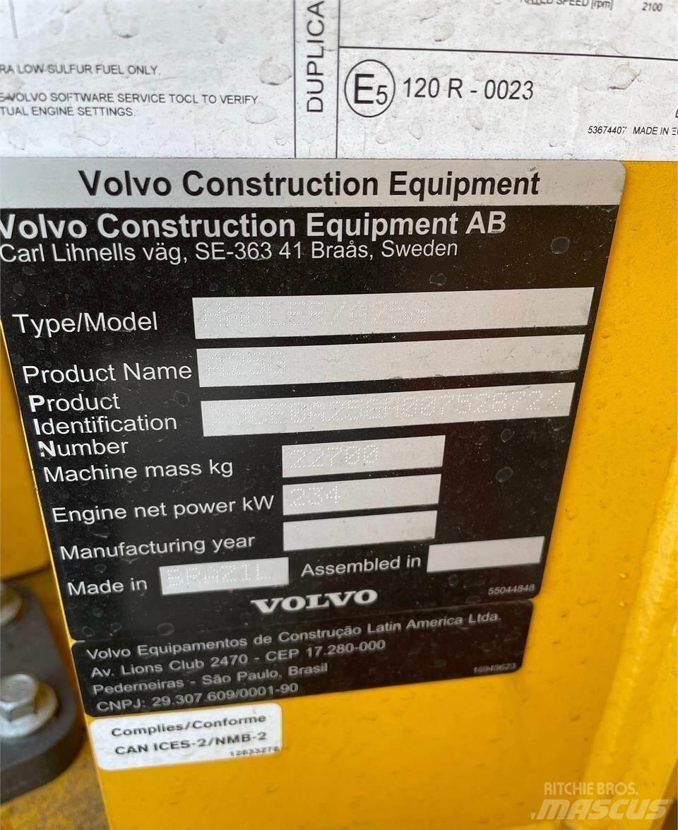 Volvo A25G Dumpperit