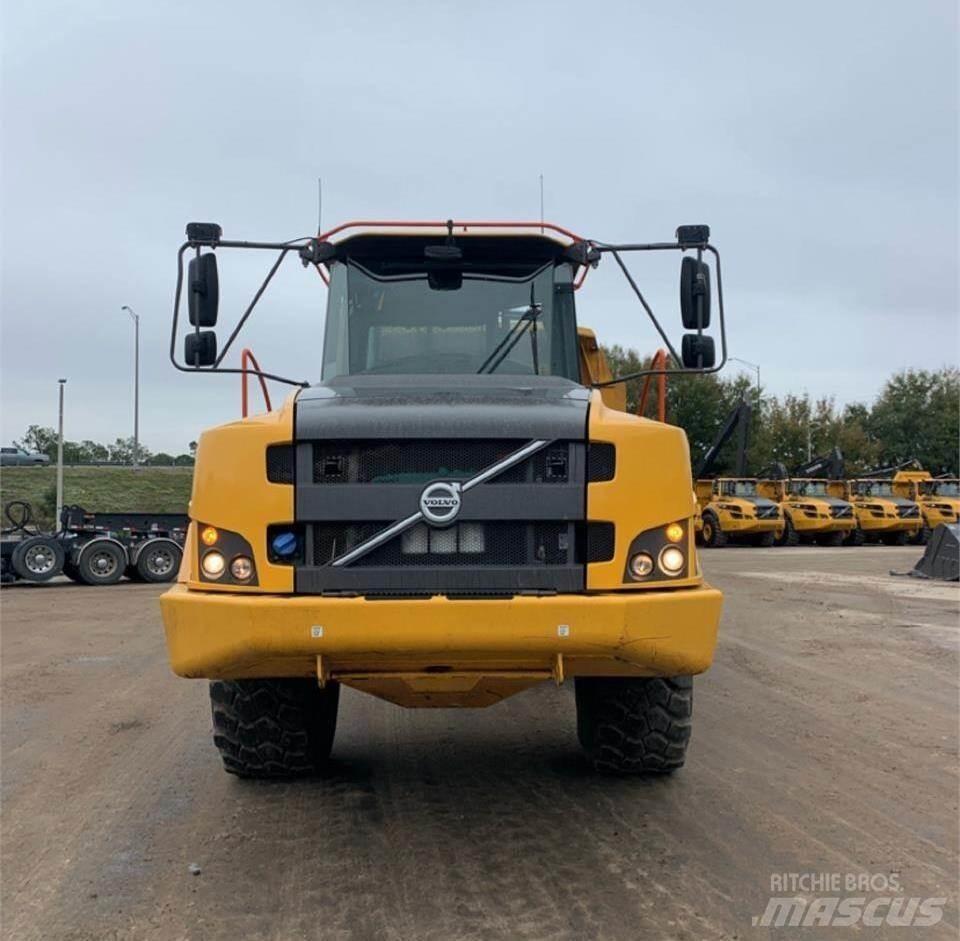 Volvo A25G Dumpperit
