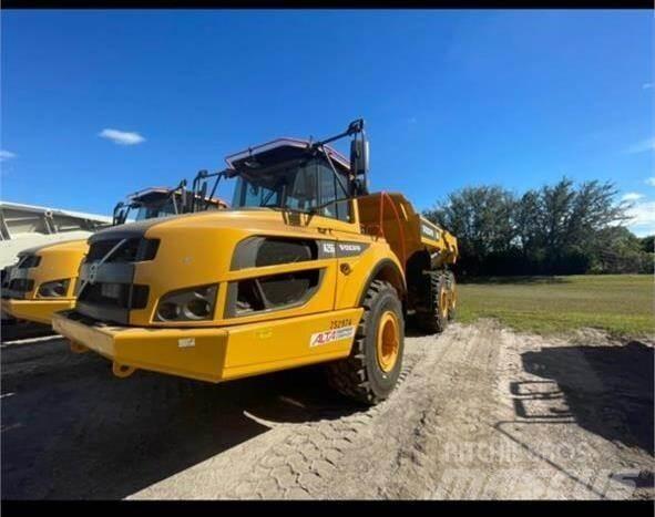 Volvo A25G Dumpperit