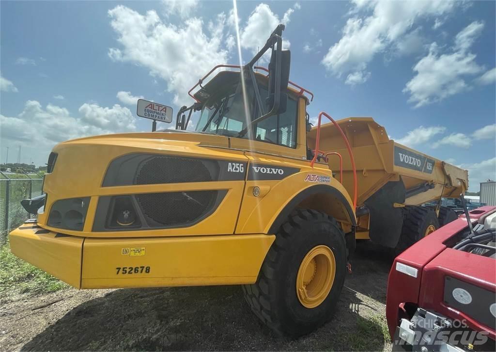 Volvo A25G Dumpperit