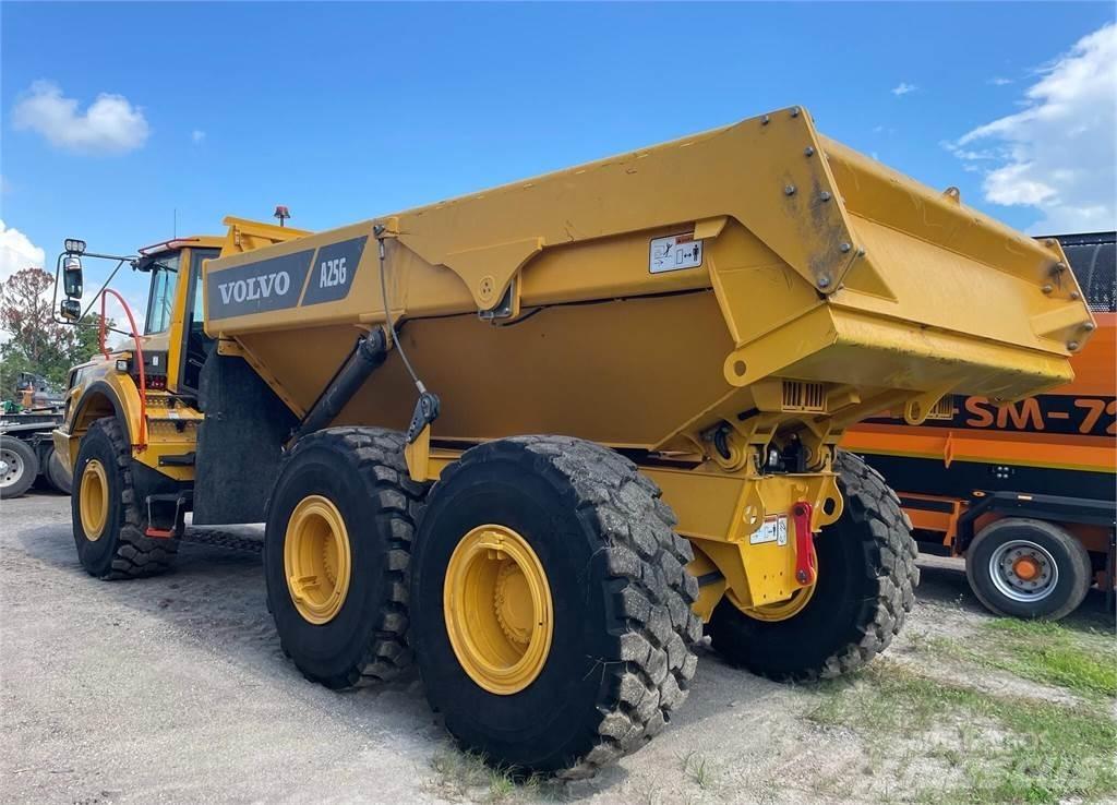 Volvo A25G Dumpperit