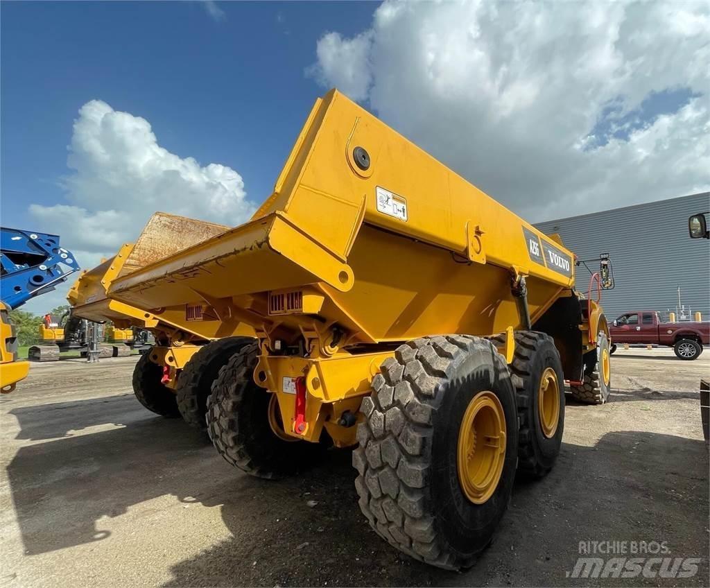 Volvo A25G Dumpperit