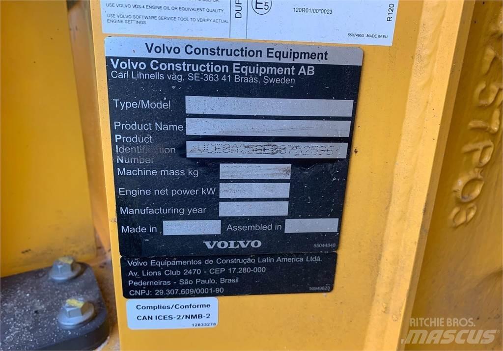 Volvo A25G Dumpperit