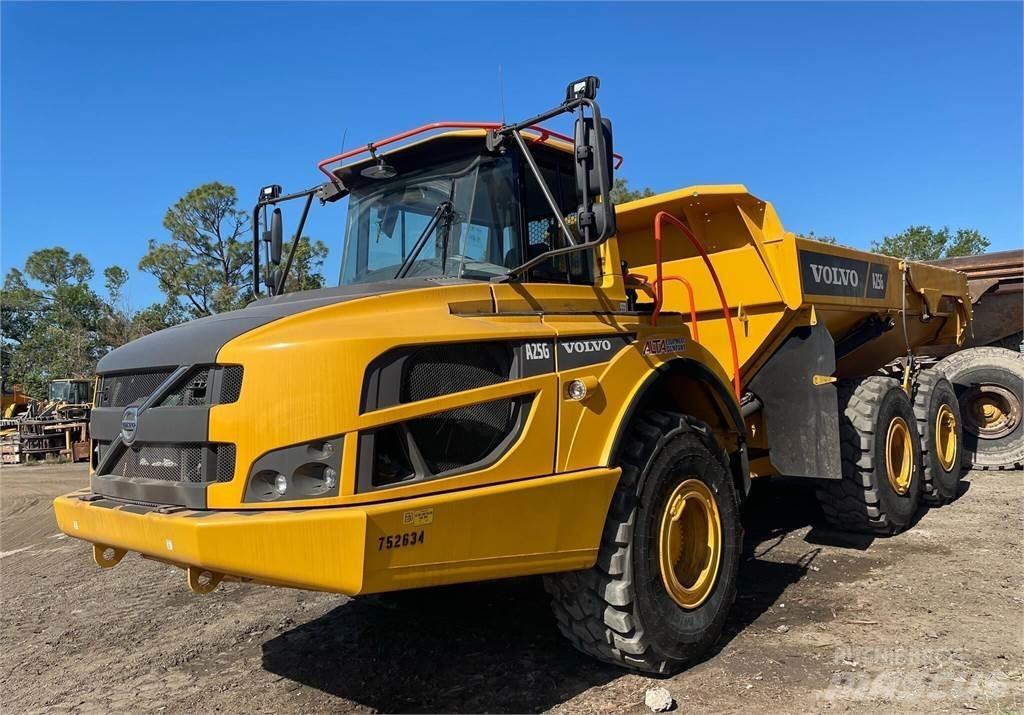 Volvo A25G Dumpperit