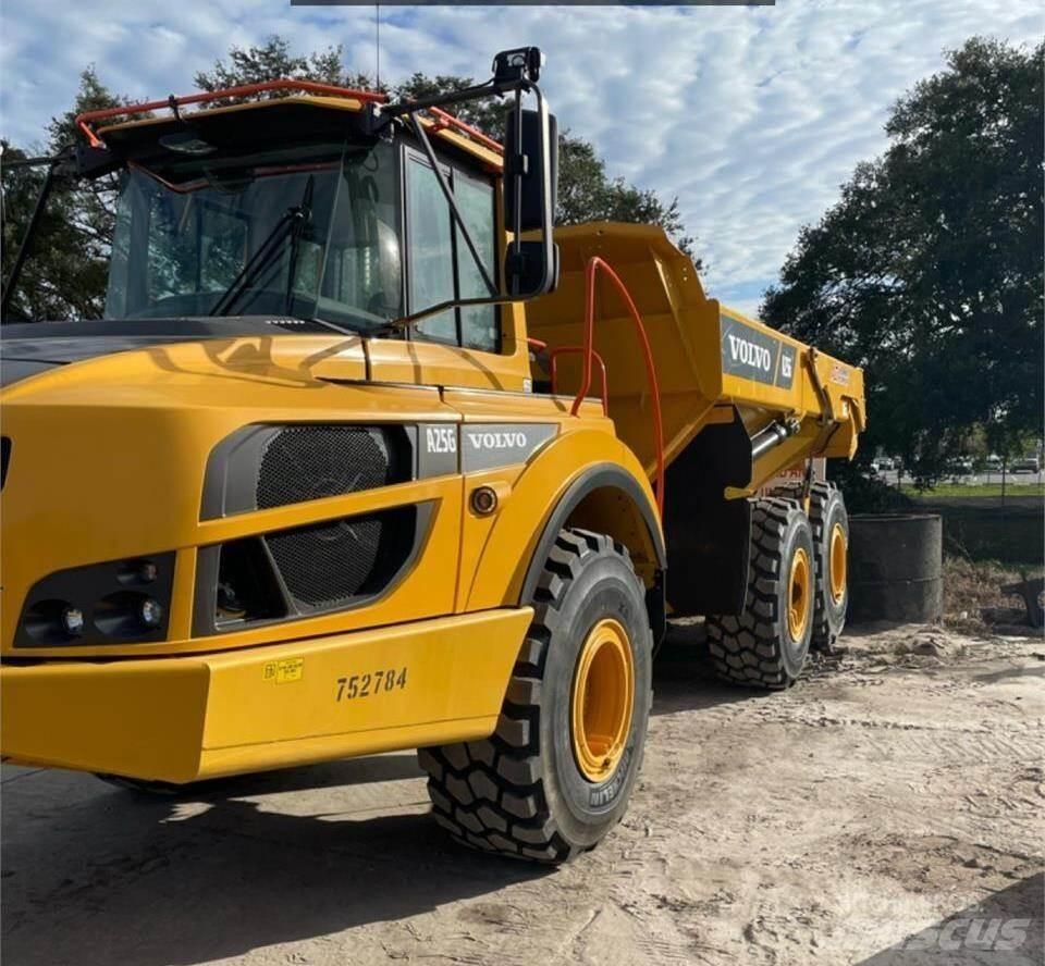 Volvo A25G Dumpperit