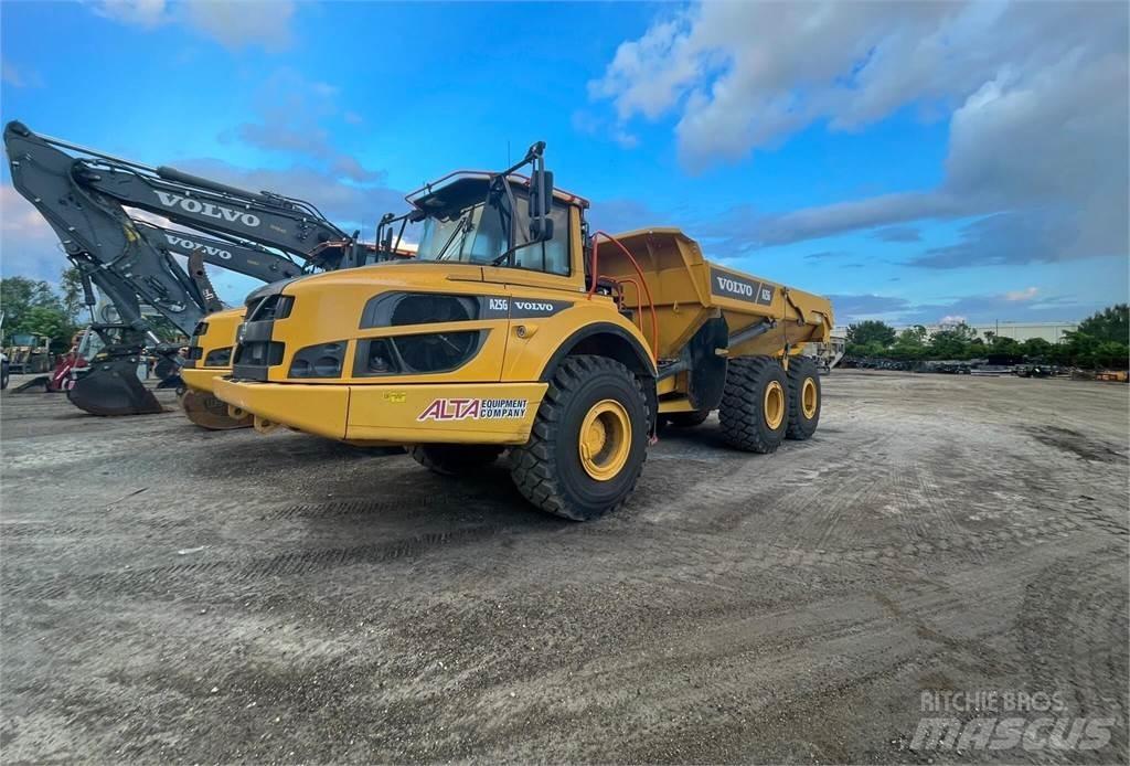 Volvo A25G Dumpperit