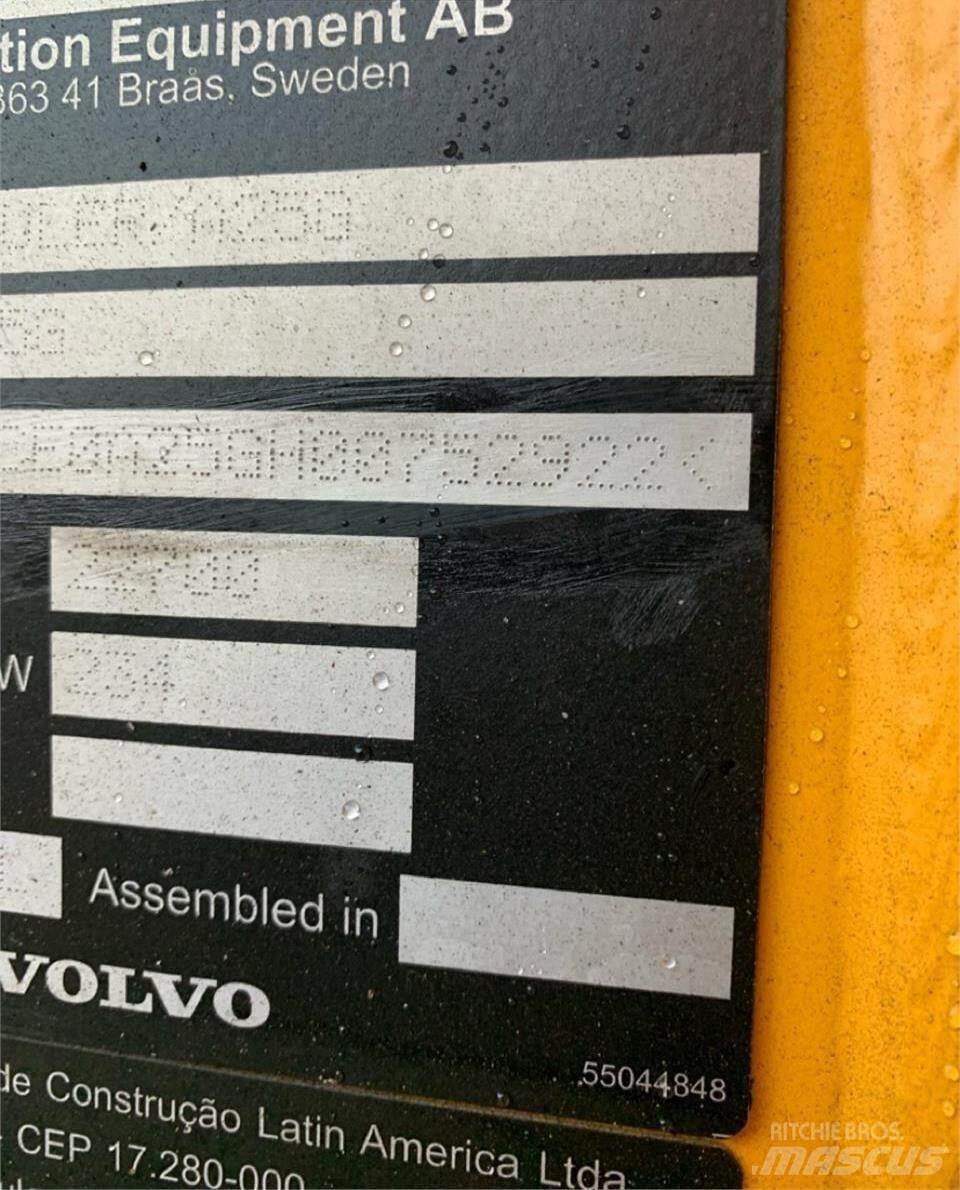 Volvo A25G Dumpperit