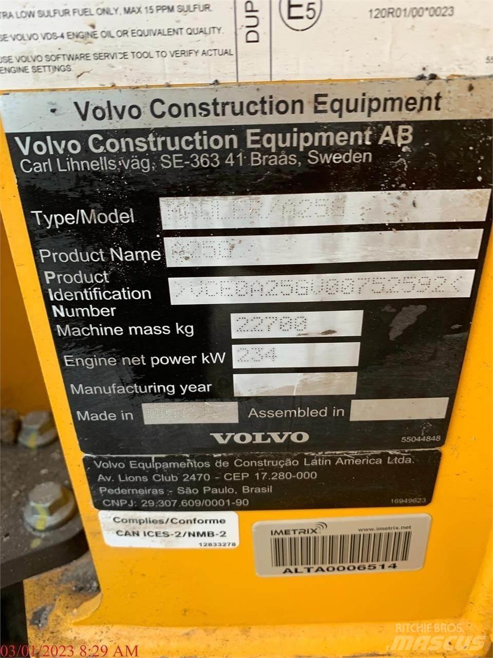 Volvo A25G Dumpperit