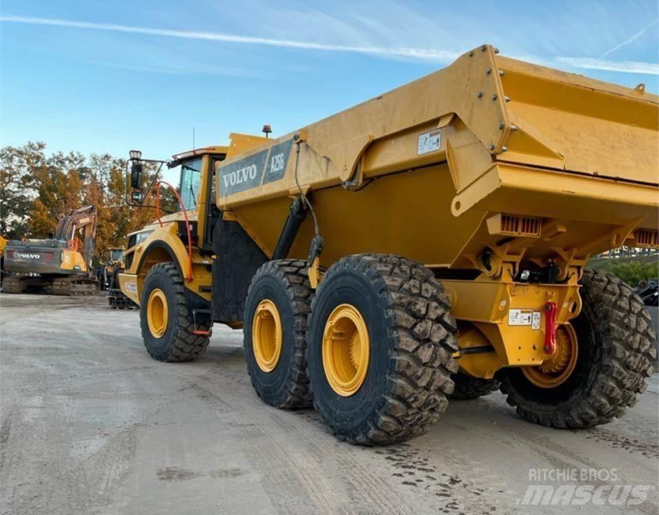 Volvo A25G Dumpperit
