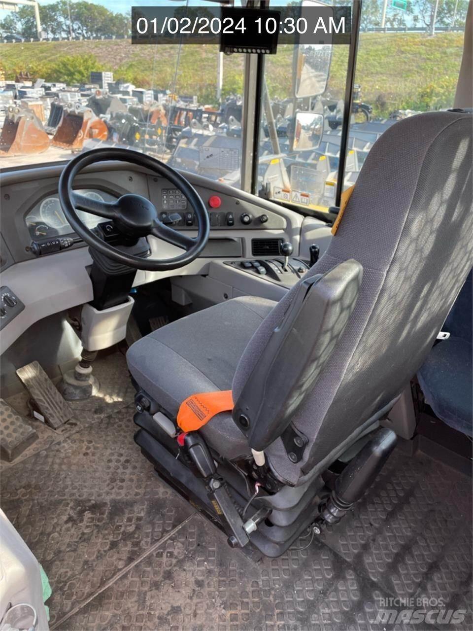 Volvo A30G Dumpperit