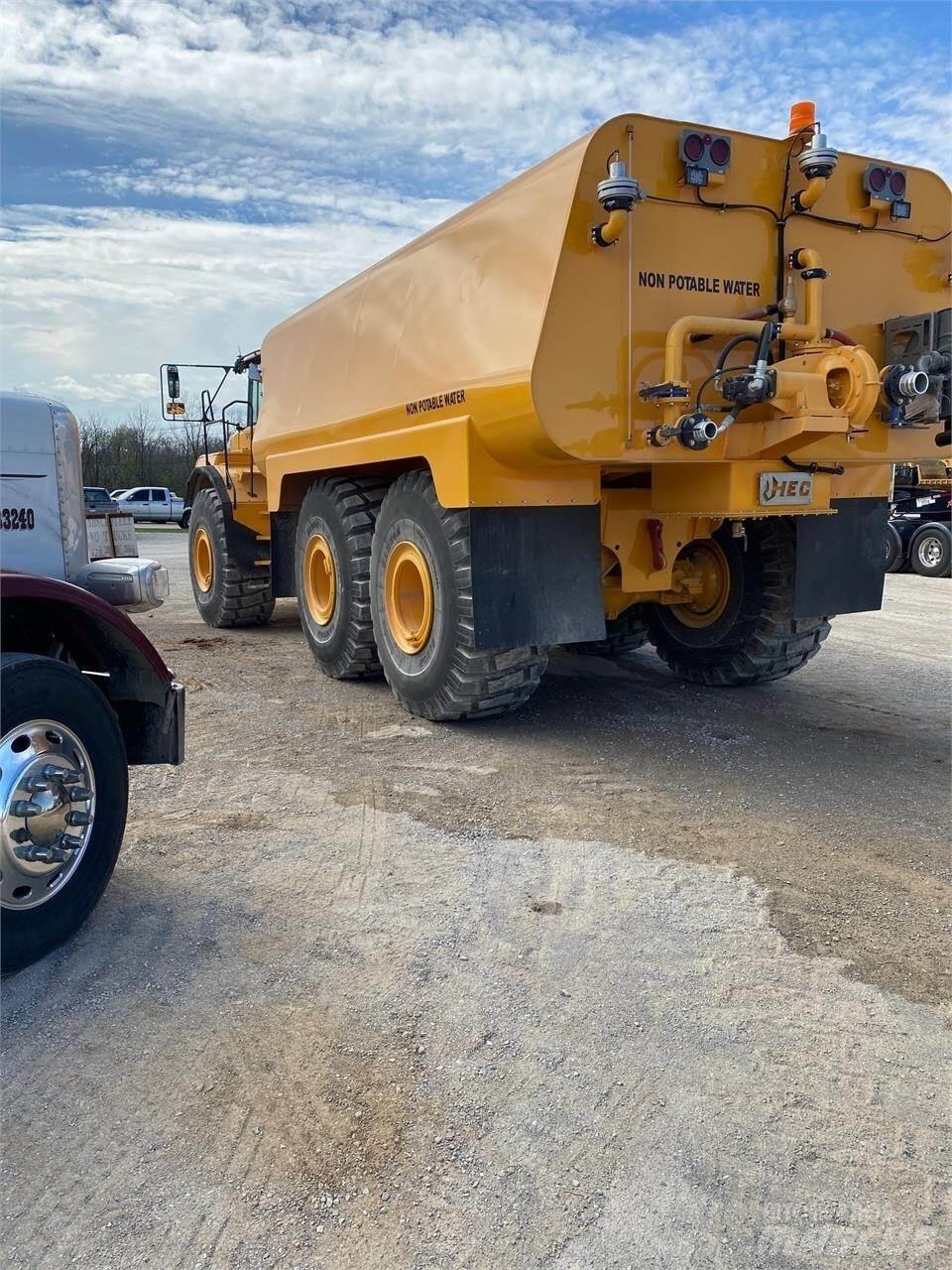 Volvo A40E Vesisäiliöautot