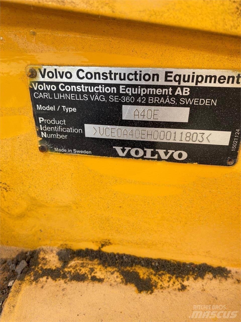 Volvo A40E Vesisäiliöautot