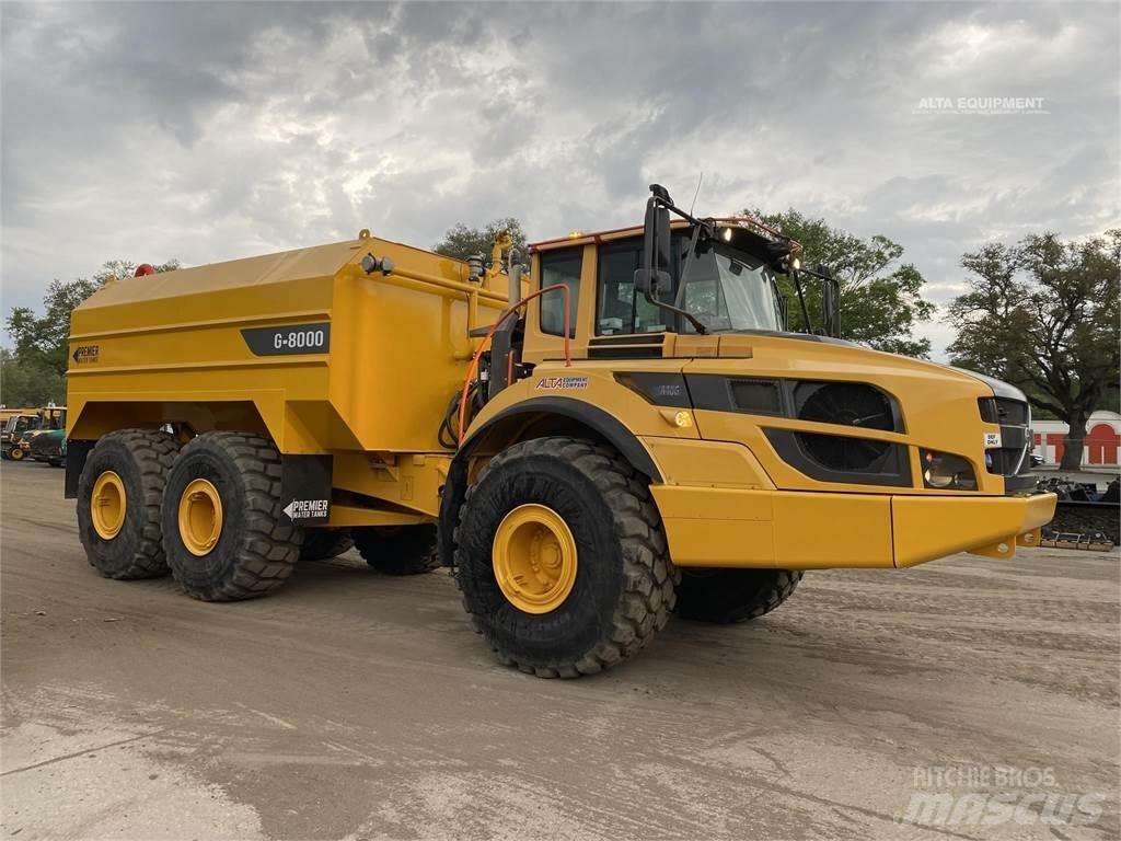 Volvo A40G Vesisäiliöautot